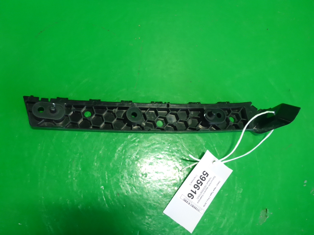 Кронштейн заднего бампера правый