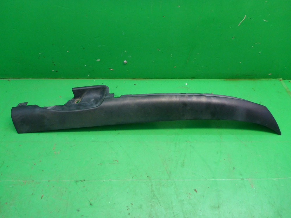 Решетка стеклоочистителей (Жабо)