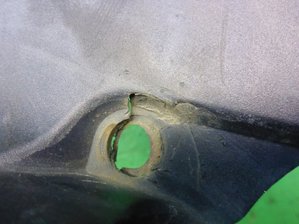 Решетка стеклоочистителей (Жабо)