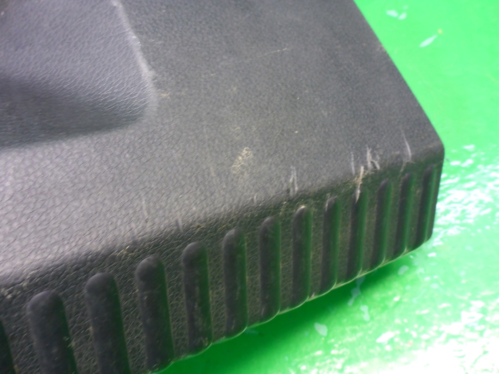 Обшивка багажника