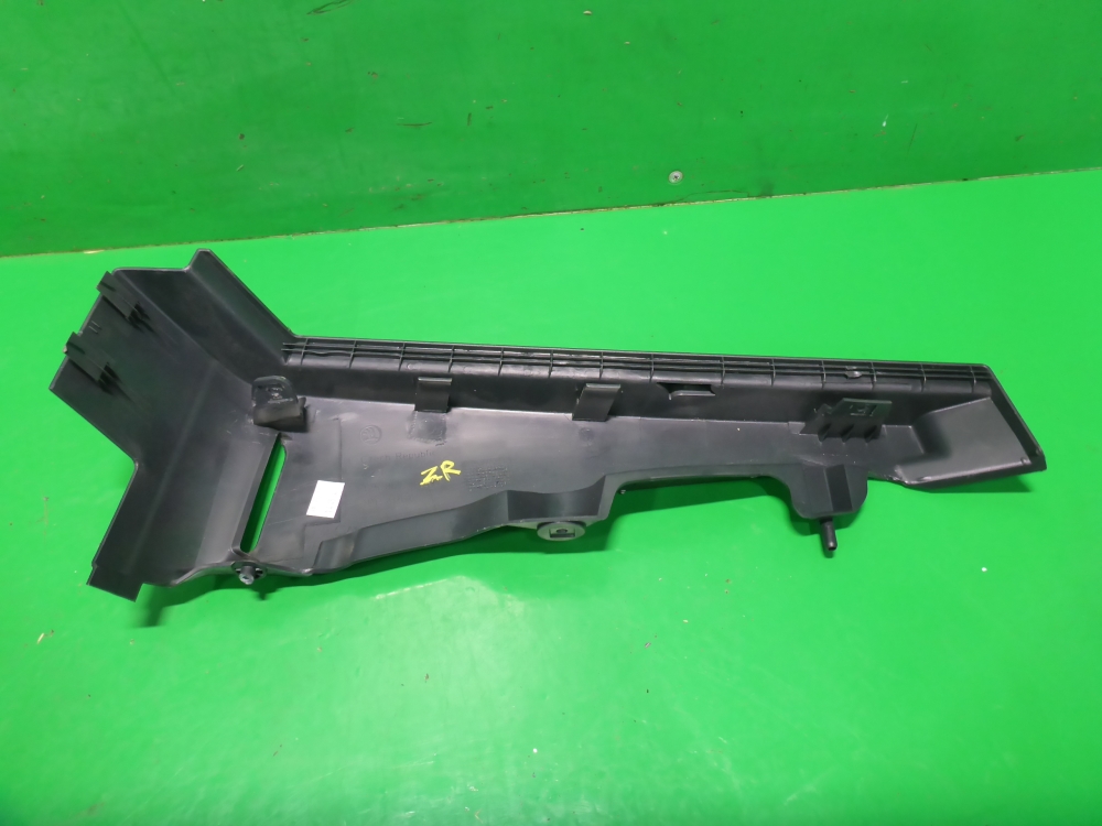 Держатель задней полки