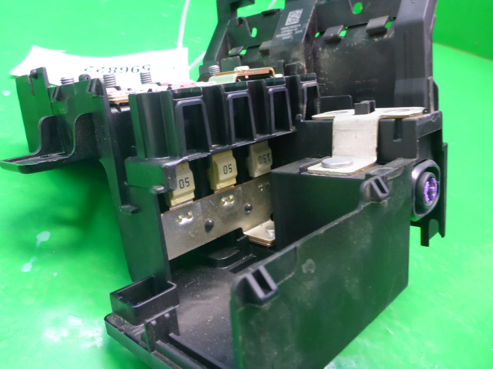 Блок предохранителей