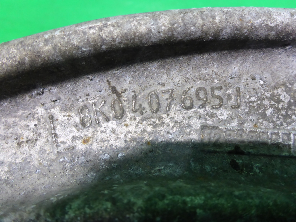 Рычаг передний нижний левый