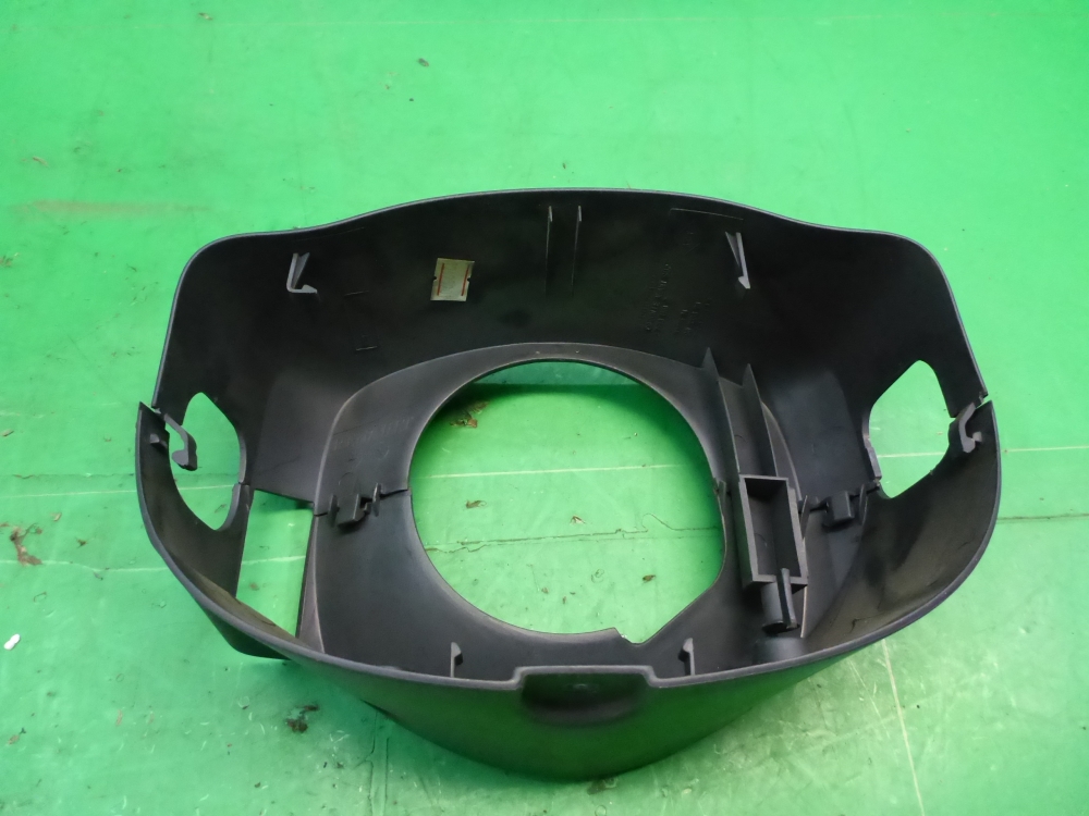 Кожух рулевой колонки