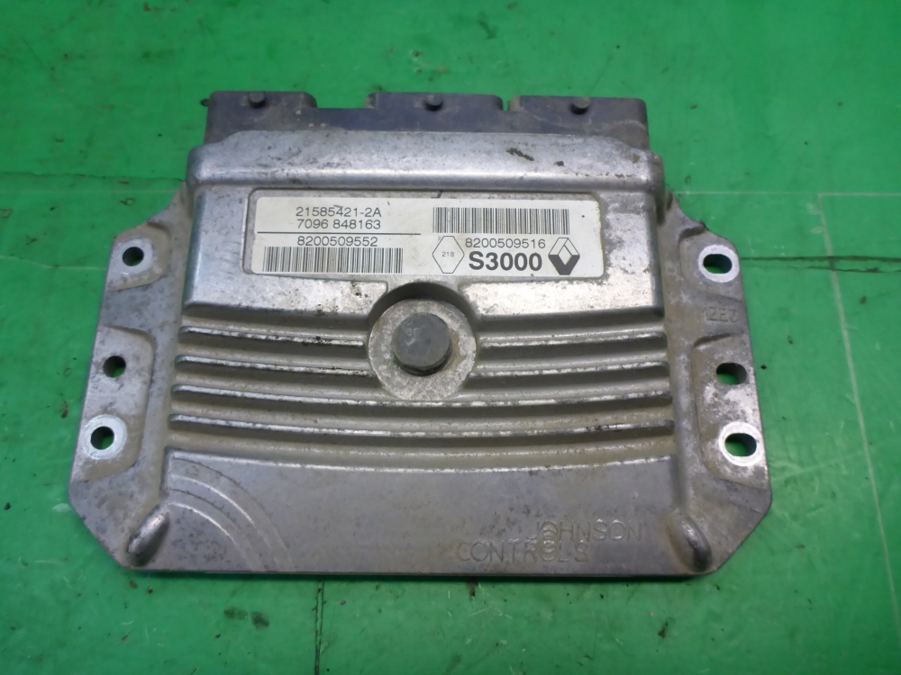 Блок управления двигателем