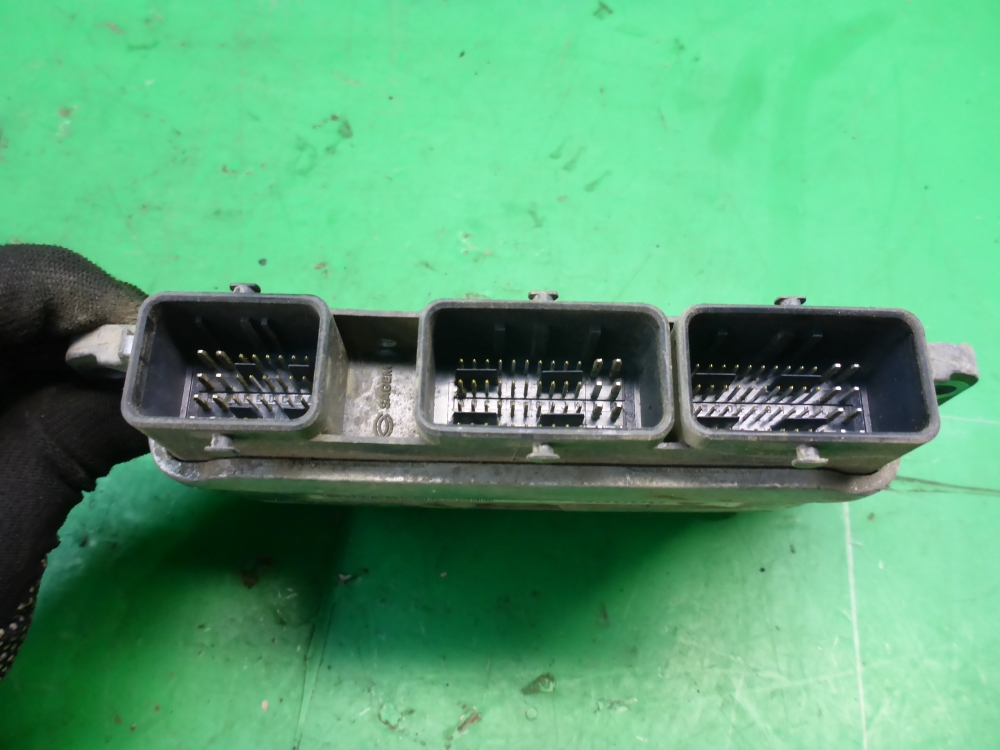 Блок управления двигателем