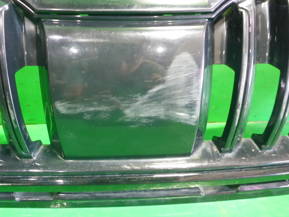 Решетка радиатора