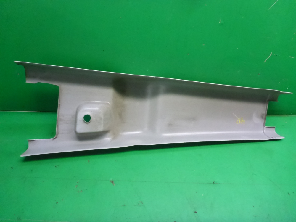 Обшивка стойки