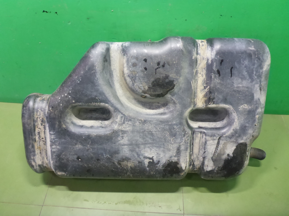 Бак топливный