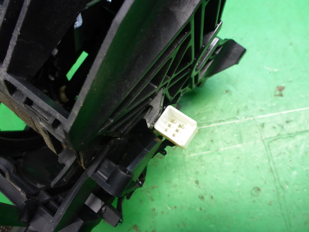 Кулиса МКПП / АКПП