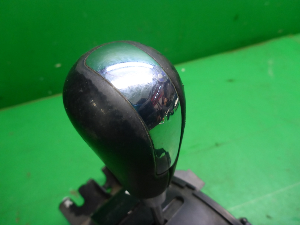 Кулиса МКПП / АКПП