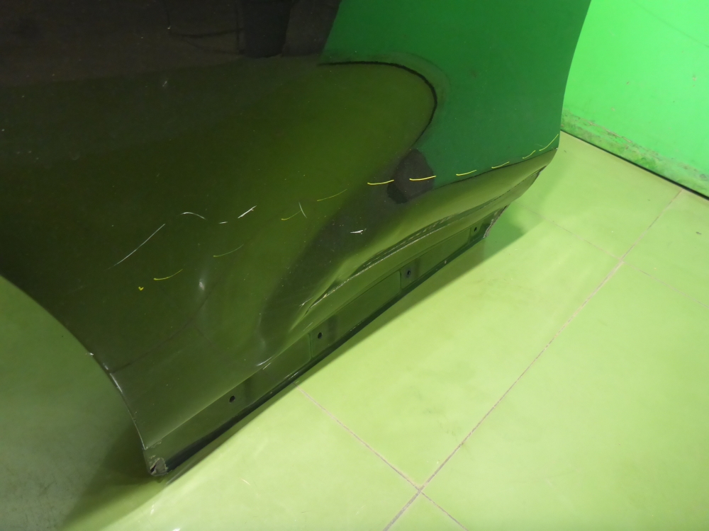 Дверь задняя правая