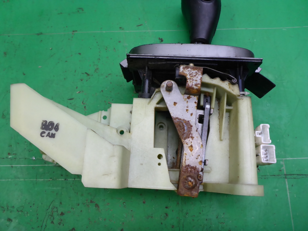 Кулиса МКПП / АКПП