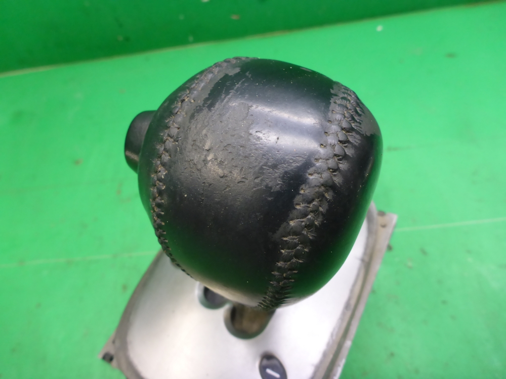 Кулиса МКПП / АКПП