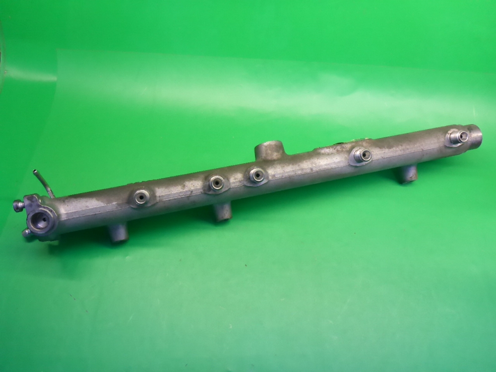 Рейка топливная (рампа)