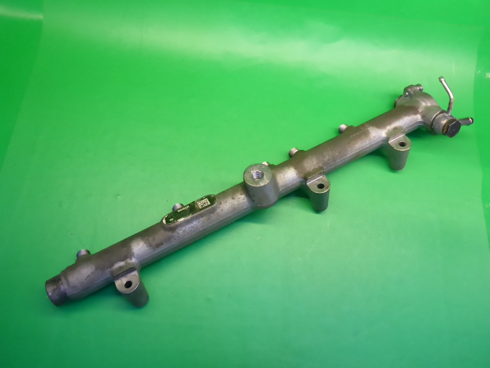 Рейка топливная (рампа)