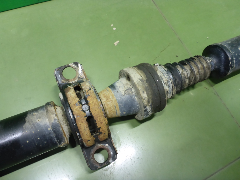 Вал карданный