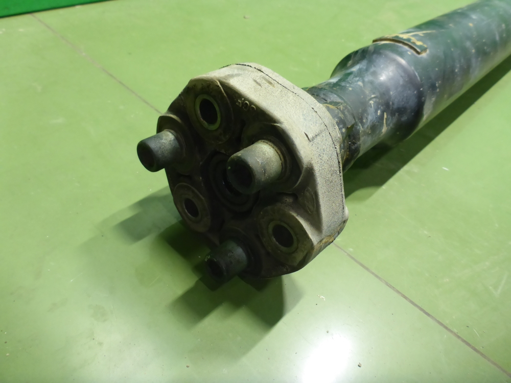 Вал карданный