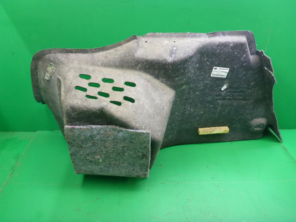 Обшивка багажника