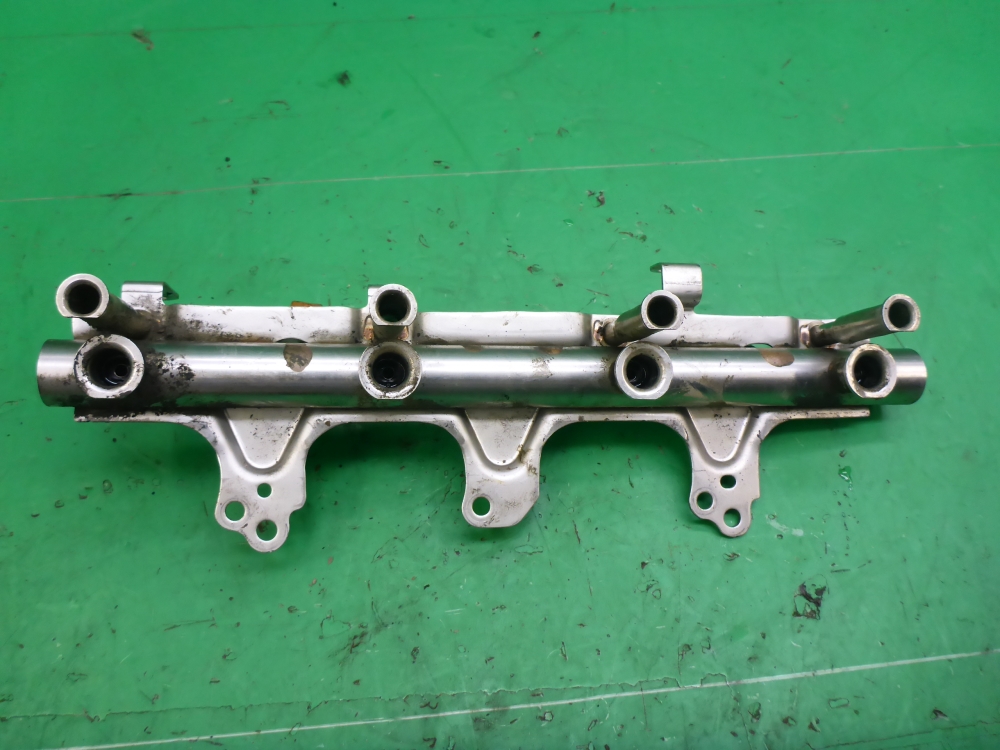 Рейка топливная (рампа)