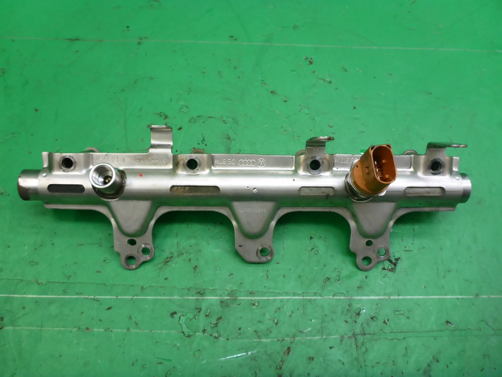 Рейка топливная (рампа)