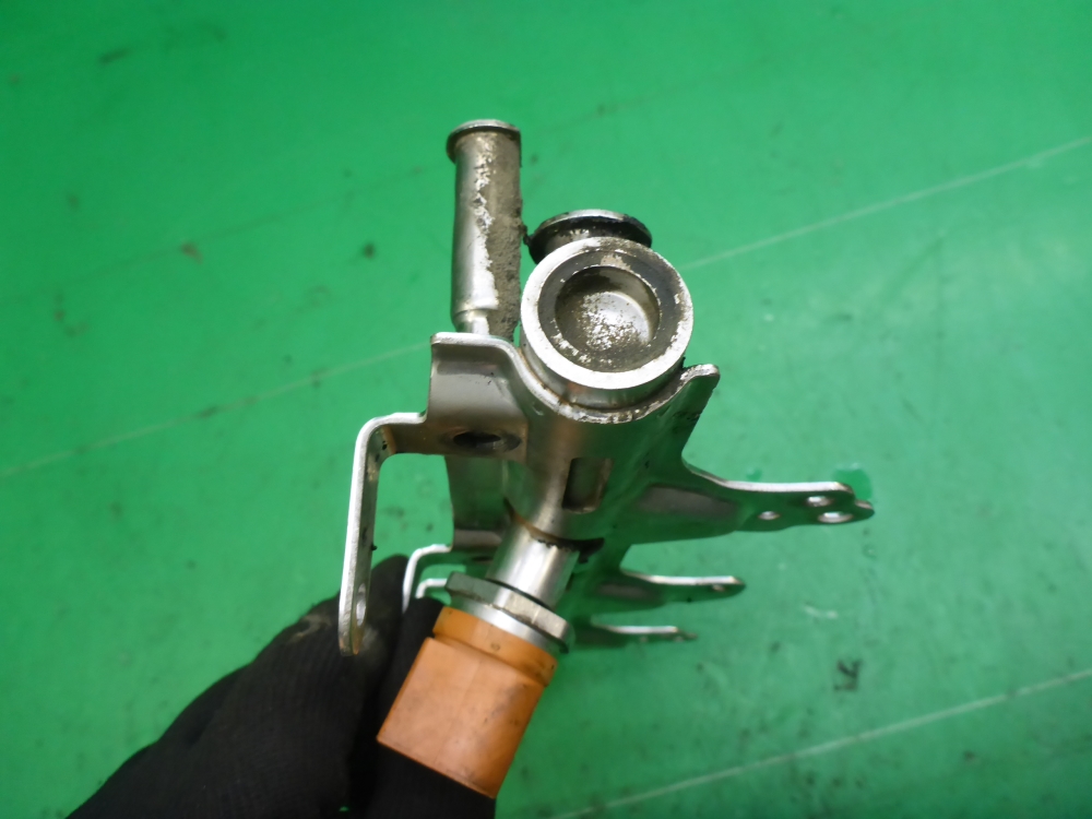 Рейка топливная (рампа)