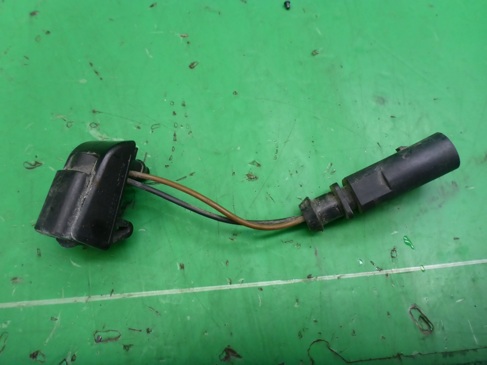 Форсунка омывателя лобового стекла