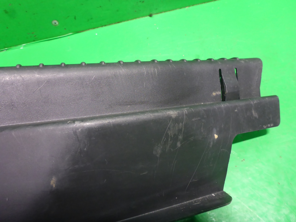 Обшивка багажника