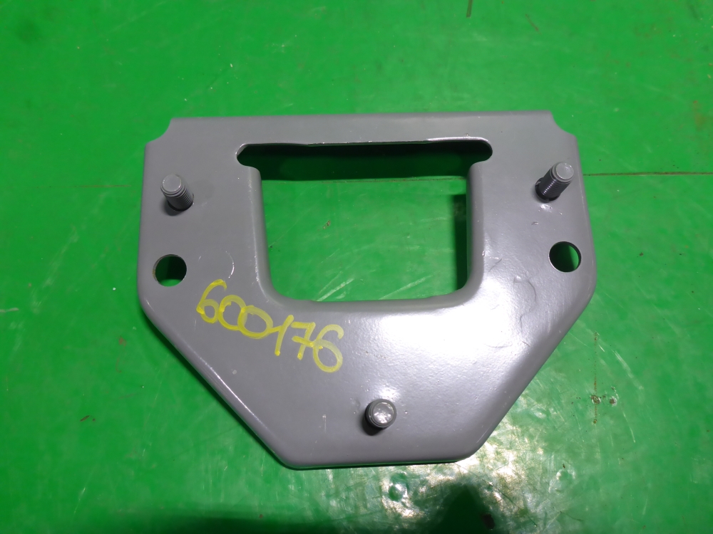 Кузовной элемент