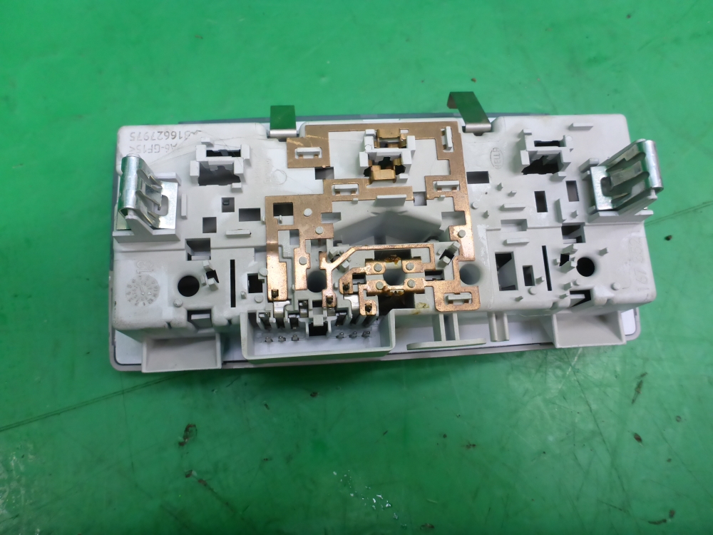 Плафон салонный