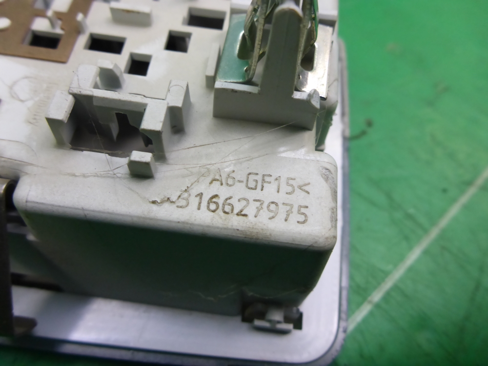 Плафон салонный