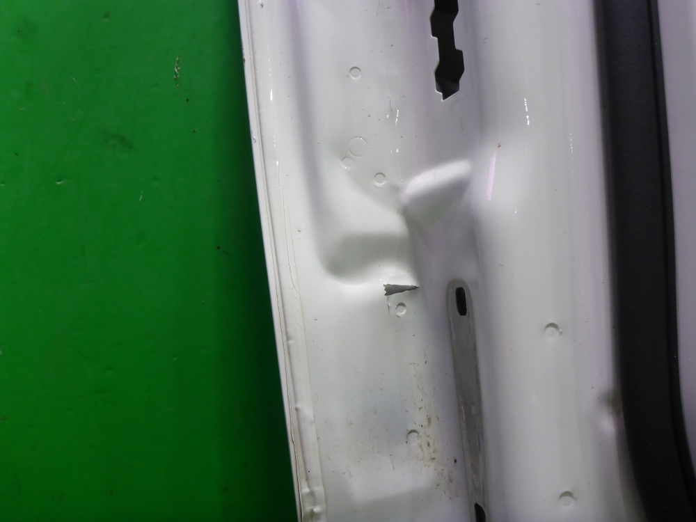 Дверь передняя правая