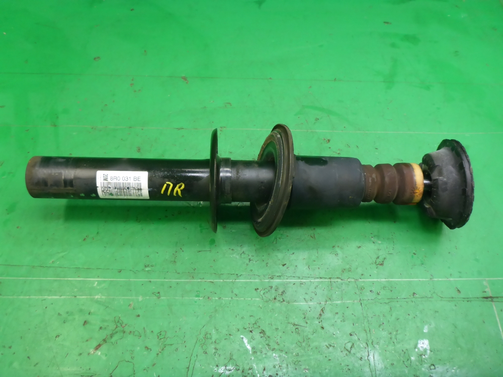 Амортизатор передний правый