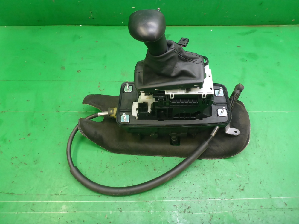 Кулиса МКПП / АКПП