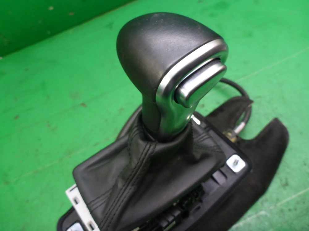 Кулиса МКПП / АКПП