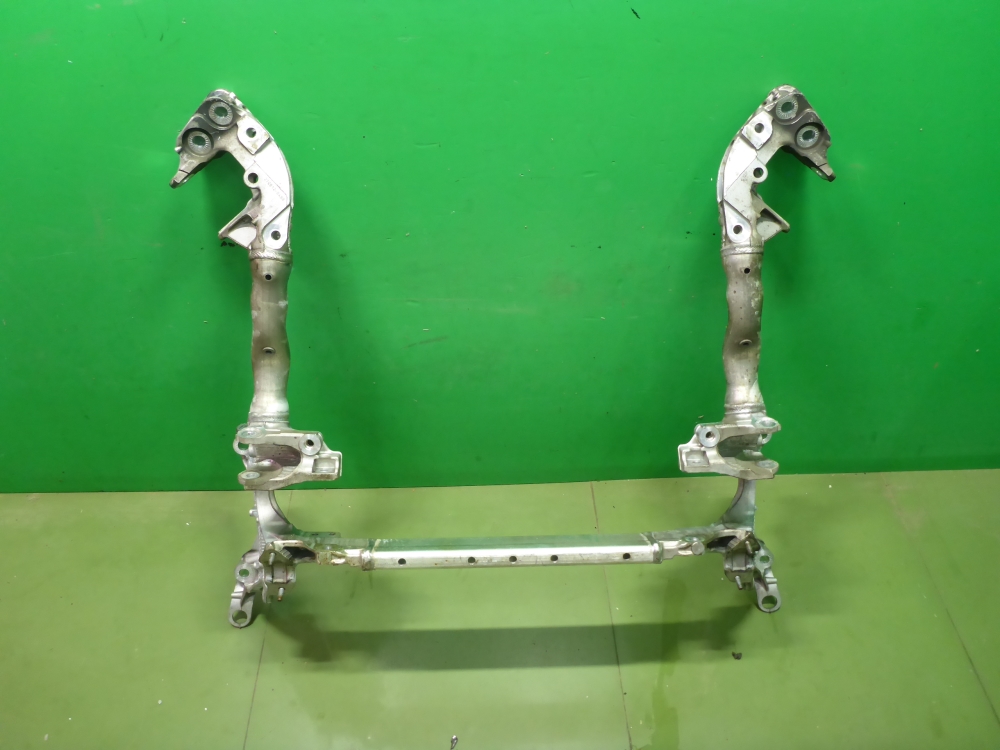 Балка подмоторная