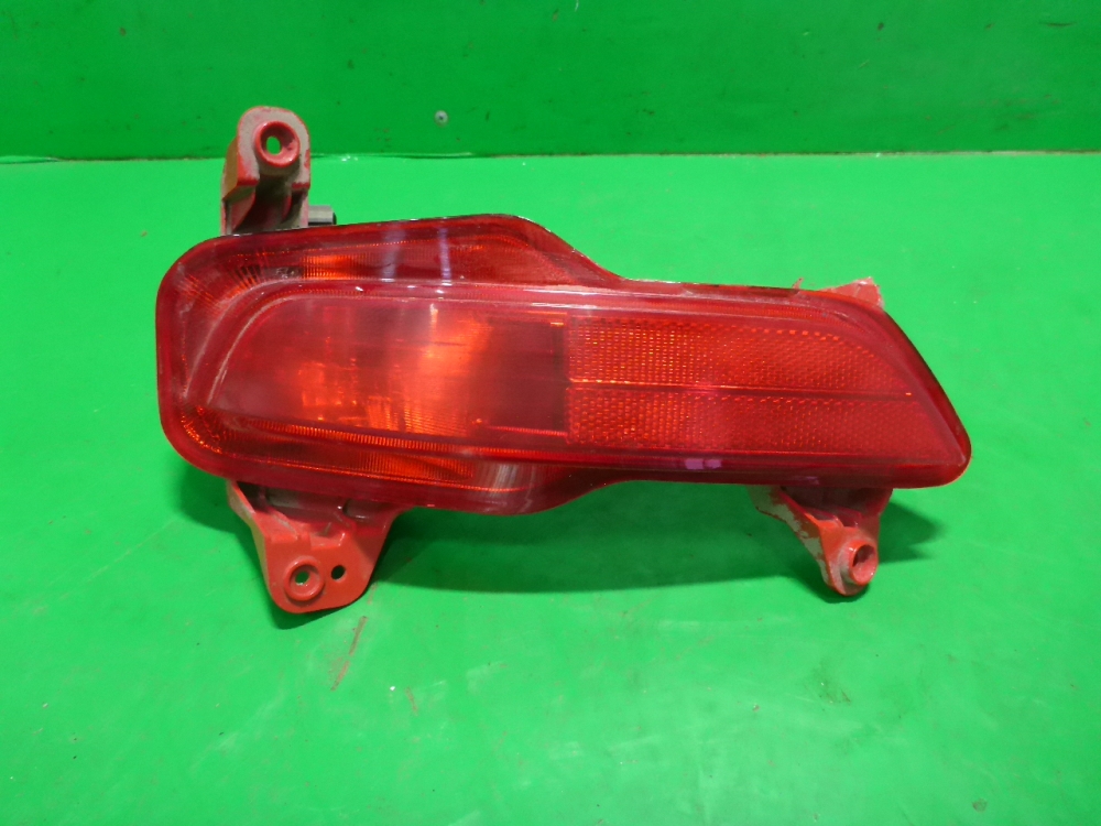 Фонарь задний в бампер левый