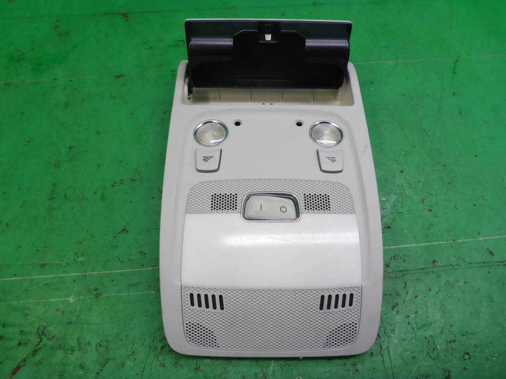 Плафон салонный