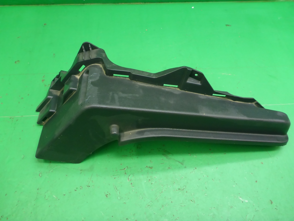 Держатель задней полки