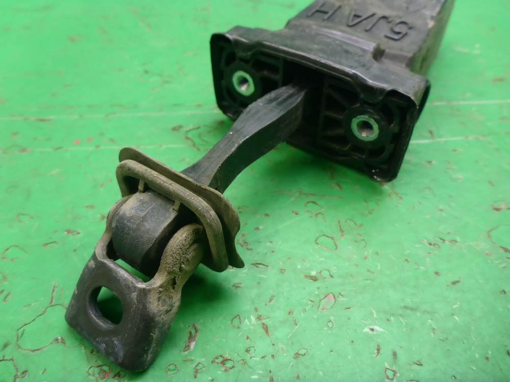 Ограничитель двери