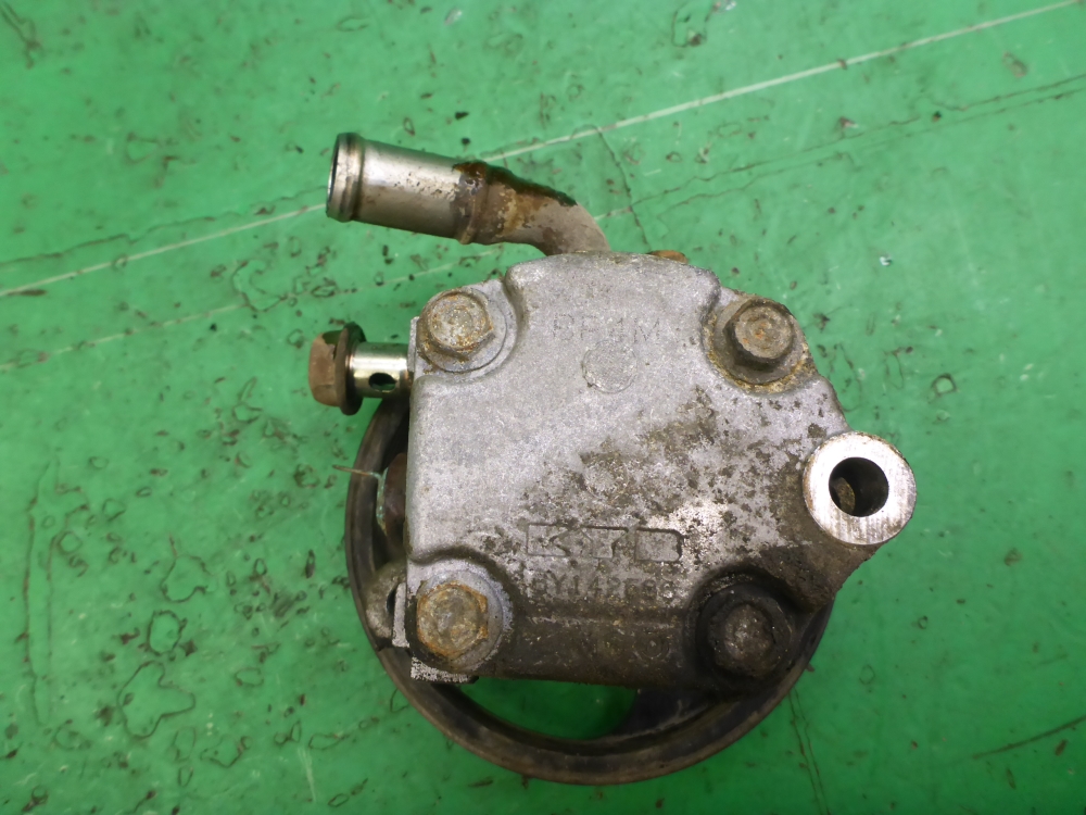 Насос ГУР (гидроусилитель руля)