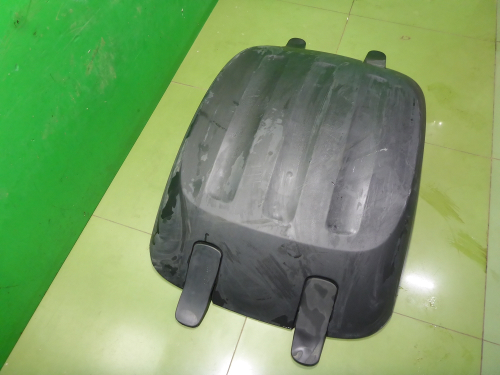 Крыло заднее верхняя часть