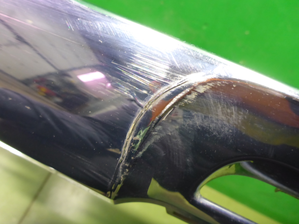 Накладка переднего бампера центральная