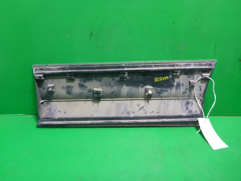 Накладка двери задней правой