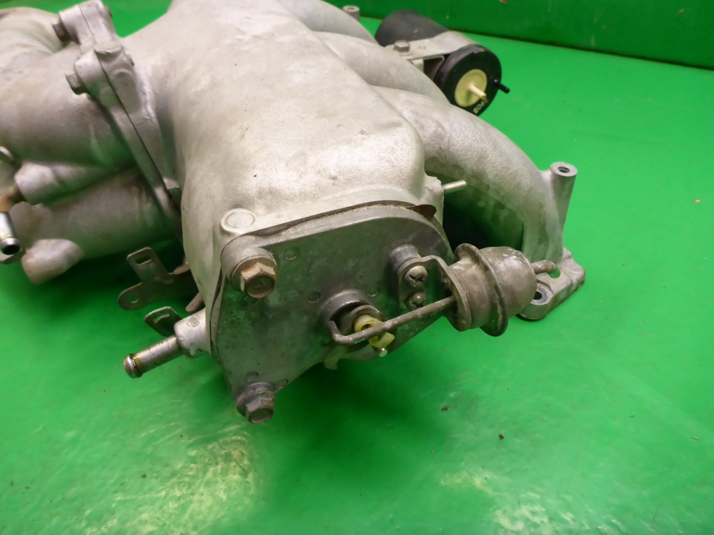 Коллектор впускной