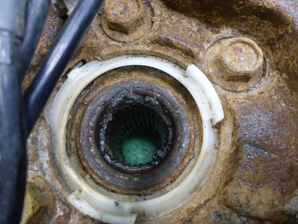 Кулак поворотный задний правый