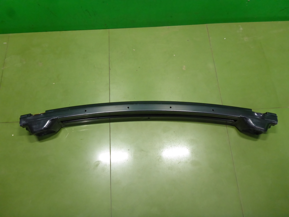 Усилитель заднего бампера