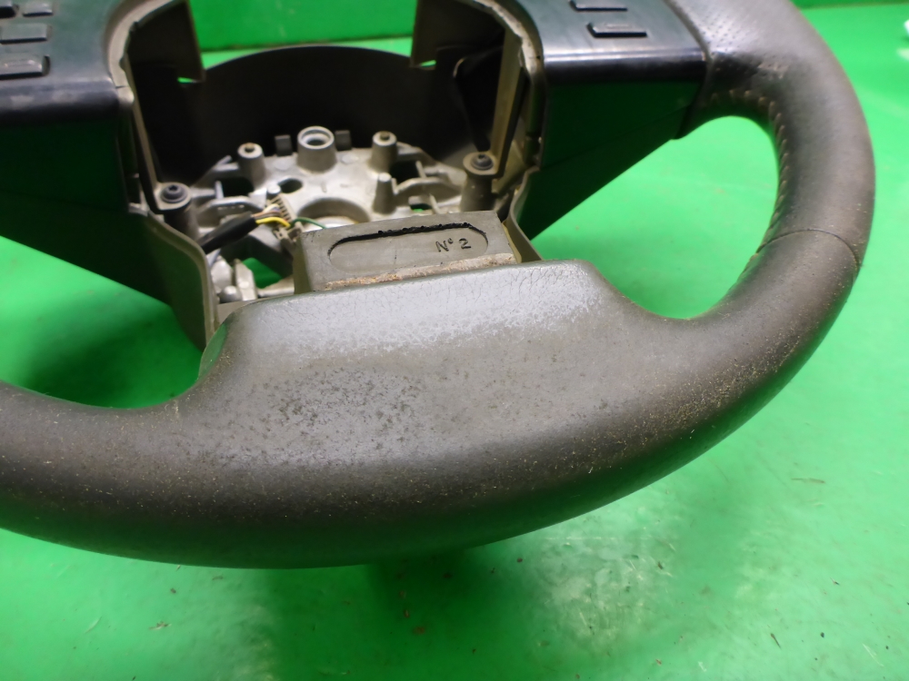 Рулевое колесо (руль)