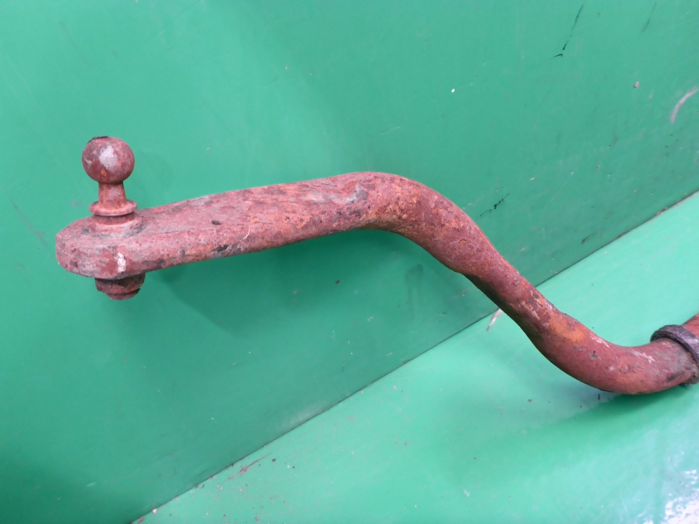 Стабилизатор передний