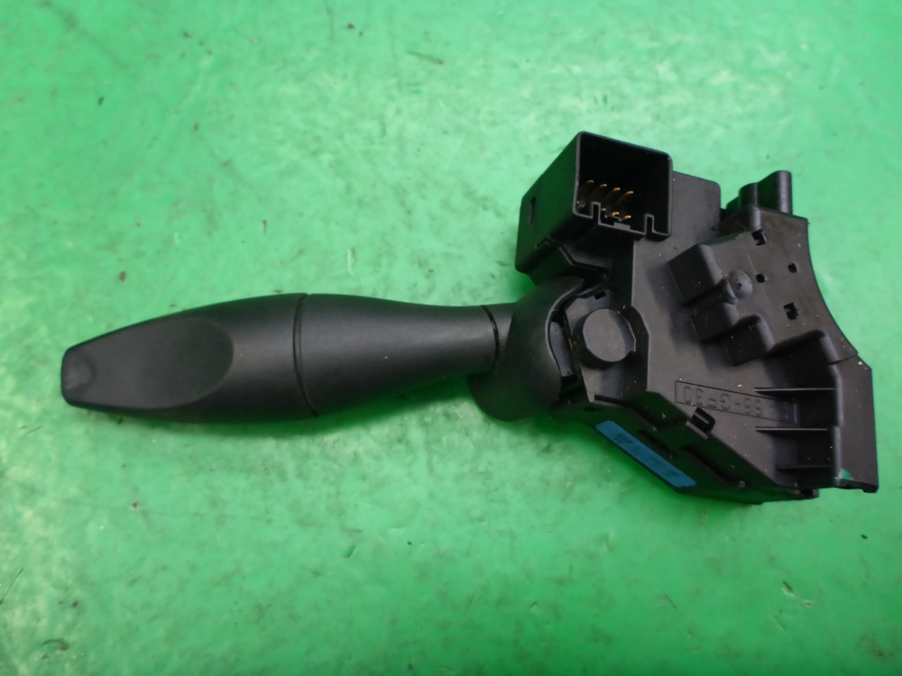 Переключатель поворотов подрулевой